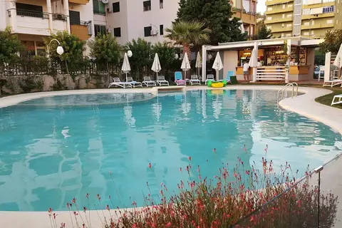 Bel Conti Hotel in Durres — foto 12