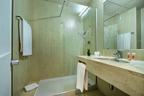 Carvi Beach Hotel in Lagos — foto 28
