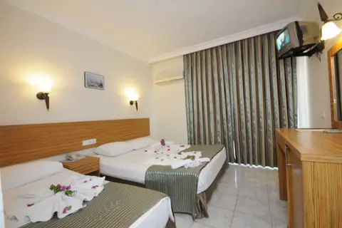 Mert Seaside Hotel in Marmaris — foto 25