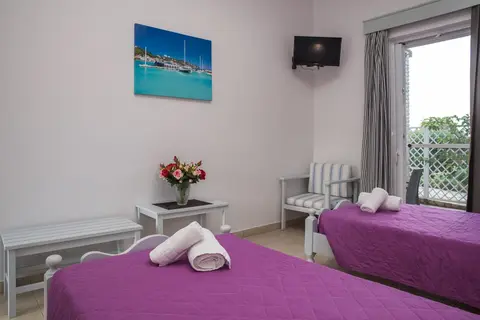 Tom & John Center in Δημοτική Ενότητα Ζακυνθίων — foto 24
