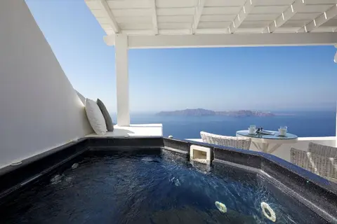 Iliovasilema Hotel & Suites in Thira Municipal Unit