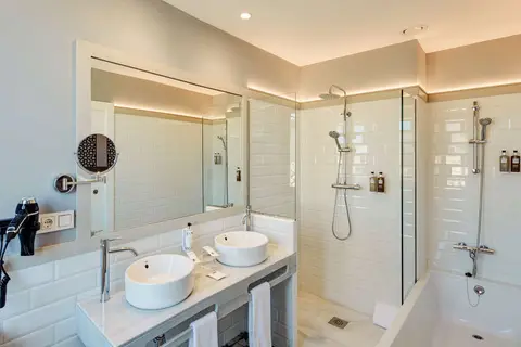 Sercotel Granada Suites in Granada — foto 13