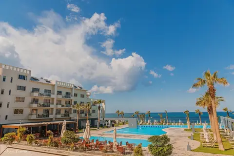 Blue Lagoon Kosher Hotel in Paphos — foto 29
