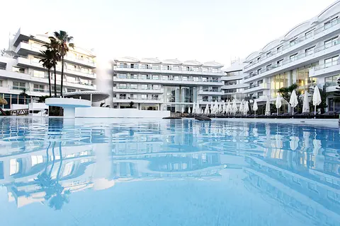 BG Hotel Rei del Mediterrani Palace in Muro