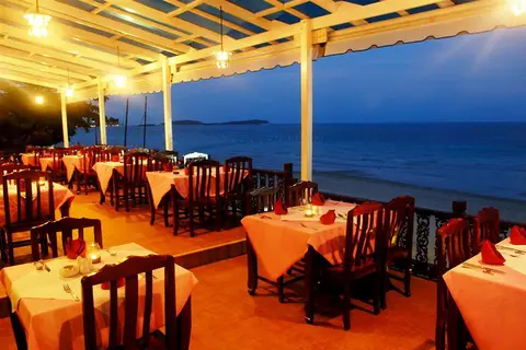 Baan Chaweng Beach Resort & Spa in บ้านบางรักษ์ — foto 19