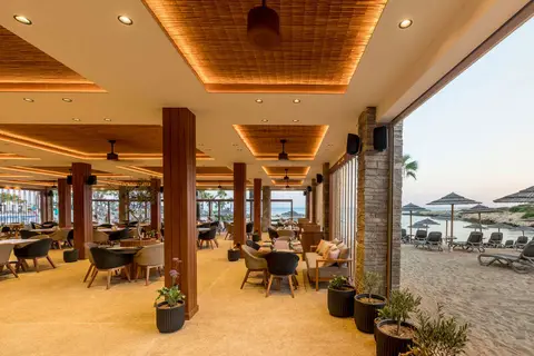 Adams Beach Hotel in Adams Beach Hotel Deluxe Wing, foto 30