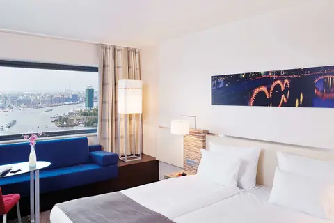 Mövenpick Hotel Amsterdam City Centre in Amsterdam — foto 4