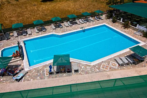 Panorama Resort Hotel in Πέτρα — foto 15