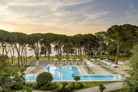 Falkensteiner Hotel Adriana in Petrčane