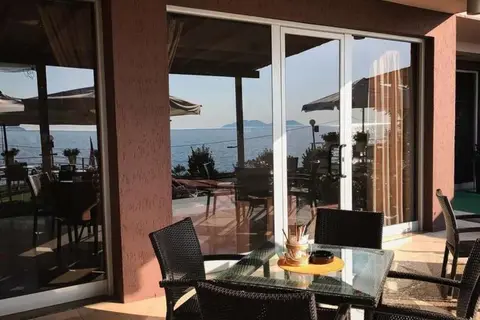 Hotel Ambasador in Vlorë — foto 8