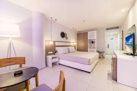 Tasia Maris Seasons Hotel in Ayia Napa — foto 16