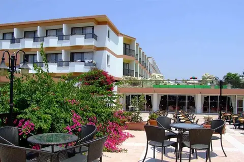 Avlida Hotel in Paphos — foto 7
