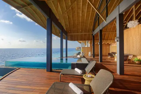 OUTRIGGER Maldives Maafushivaru Resort in Maafushivaru — foto 30