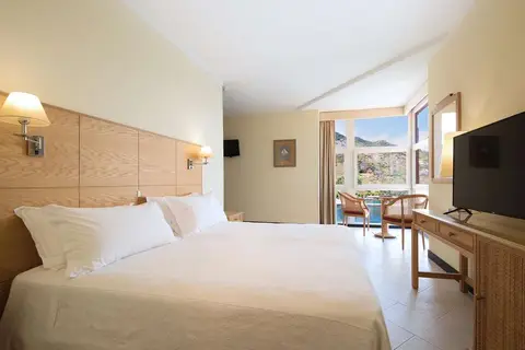 Baía Madeira Hotel - Ocean Beachfront in Machico — foto 4
