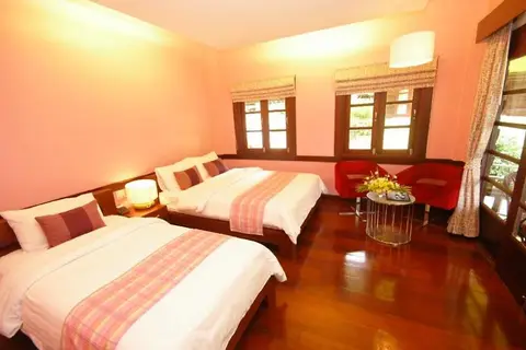 Hotel Coral Cliff Beach Resort in บ้านละไม — foto 17