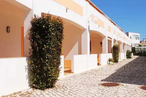 Oasis Beach Apartments in Lagos — foto 7