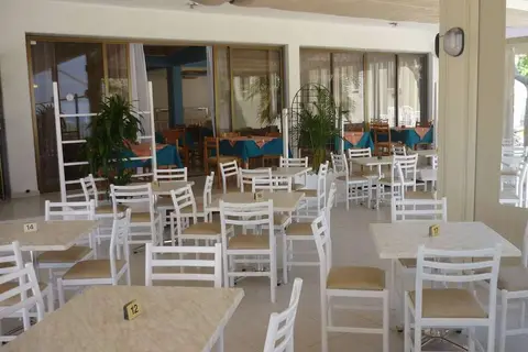 Penelope Beach Hotel in Penelope Beach Hotel Apts, foto 17