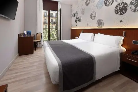 HCC Taber in Barcelona — foto 2