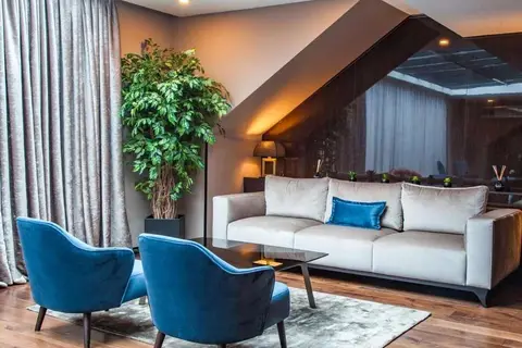 Saint Ten Hotel in Belgrado — foto 4