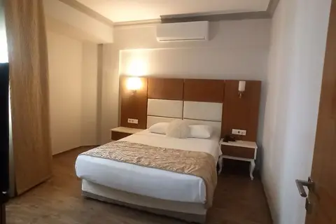 City Royal Hotel and Casino in Kuzey Lefkoşa — foto 9