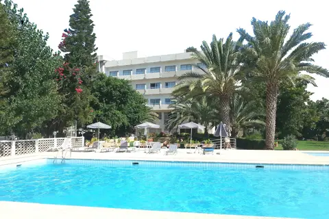 Marion in Πόλις Χρυσοχούς — foto 9