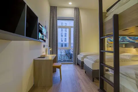 Ramada Encore By Wyndham Munich Messe in München — foto 12
