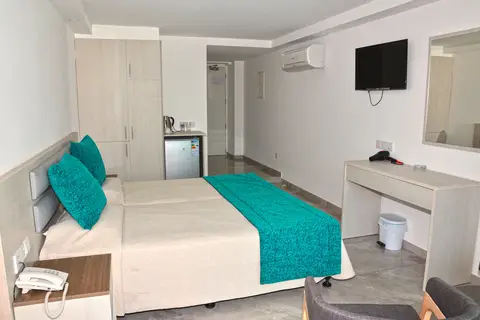 Melini Hotel Suites in Παραλίμνι — foto 20