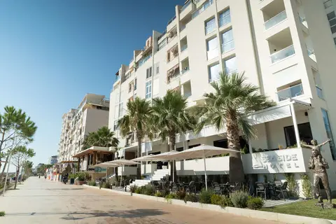 Seaside Hotel in Durrës