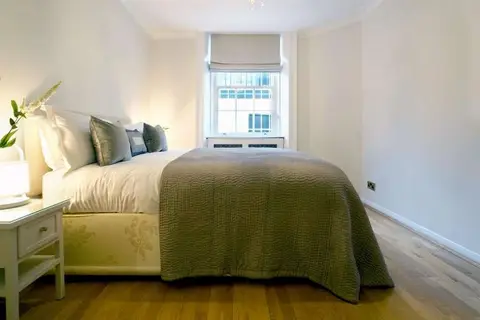 Chesham Court in Londen — foto 3