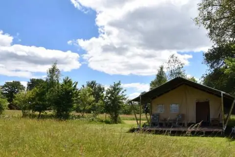 Vodatent Charmecamping Domaine Bleu Celeste in Valigny, foto 13