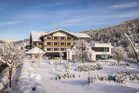 Design-& Wellness Hotel Alpenhof in Reitdorf