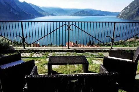 Hotel Miranda in Riva di Solto, foto 10