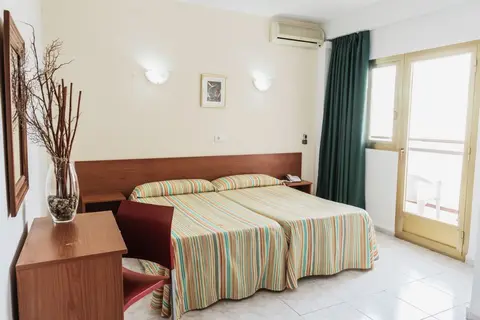 Hotel Camposol in Benidorm — foto 3