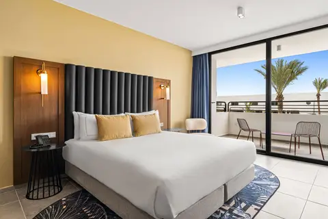 The Rif at Mangrove Beach Corendon Curacao All-Inclusive, Curio by Hilton in Willemstad — foto 12