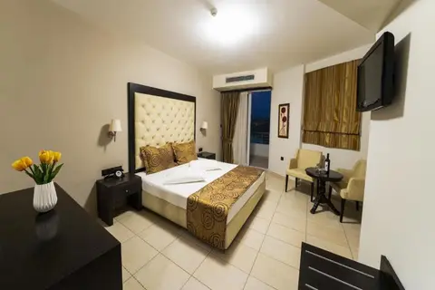 Amalias Hotel in Amaliada — foto 13