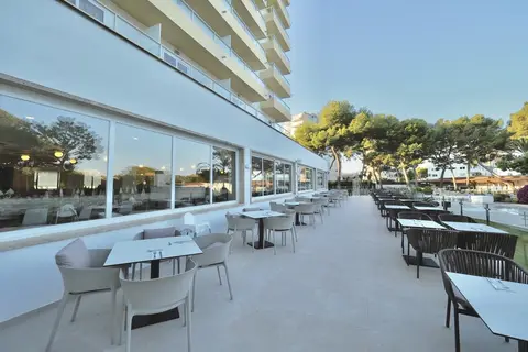 BQ Hotel Amfora Beach Hotel in Palma — foto 29