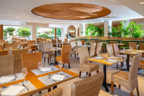 Cactus Beach Hotel & Bungalows in Stalis Super Market, foto 21