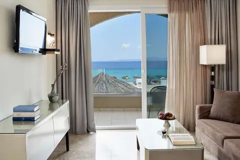 Antigoni Beach Resort in Όρμος Παναγίας — foto 23