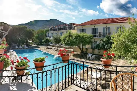 Hotel Theofilos Classic in Petra (Lesbos)