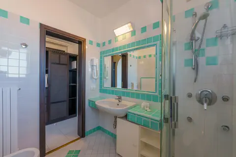 Hotel Punta Est in Baja Sardinia — foto 20
