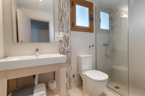 Louvre Hotel in Corfu — foto 16