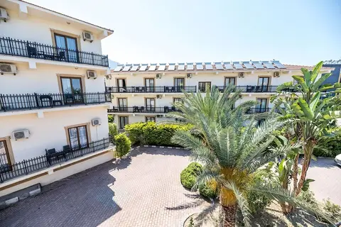 Riverside Garden Resort in Alsancak — foto 21