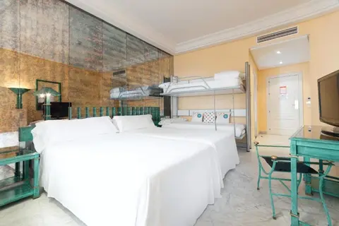 AZZ Merida Medea Hotel in Merida — foto 15