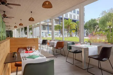 Alua Atlántico Golf Resort in Urbanización El Guincho — foto 8