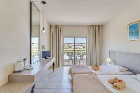 Pierre Anne Beach Hotel in Ayia Napa, foto 23