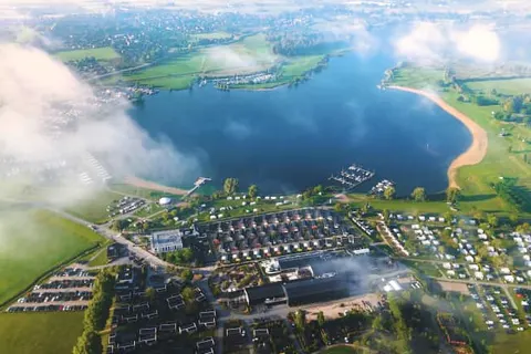 Vakantiepark Eiland van Maurik foto 9