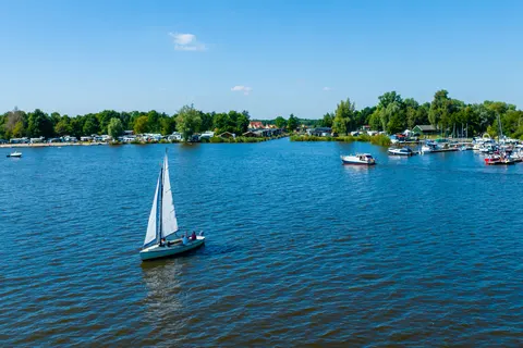 Vakantiepark Bergumermeer in Sumar — foto 30