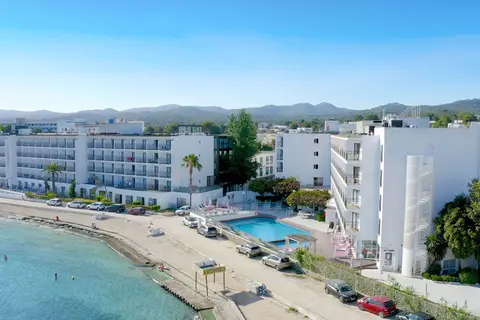 Hotel Vibra San Remo in Sant Josep de sa Talaia — foto 18