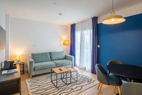 abba Apartments Playa de Gros in San Sebastian — foto 8