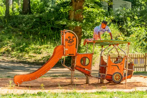 Parc Des Roches in Saint-Chéron — foto 4